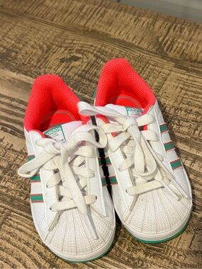 adidas Kids White Sneakers with Coral Lining and Green Accents